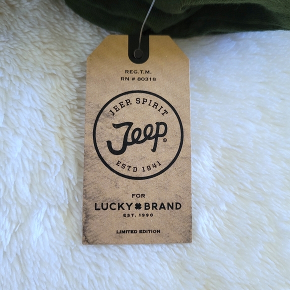 Jeep for Lucky🍀 Brand Limited Edition Tee👕 - NWT - Picture 9 of 15